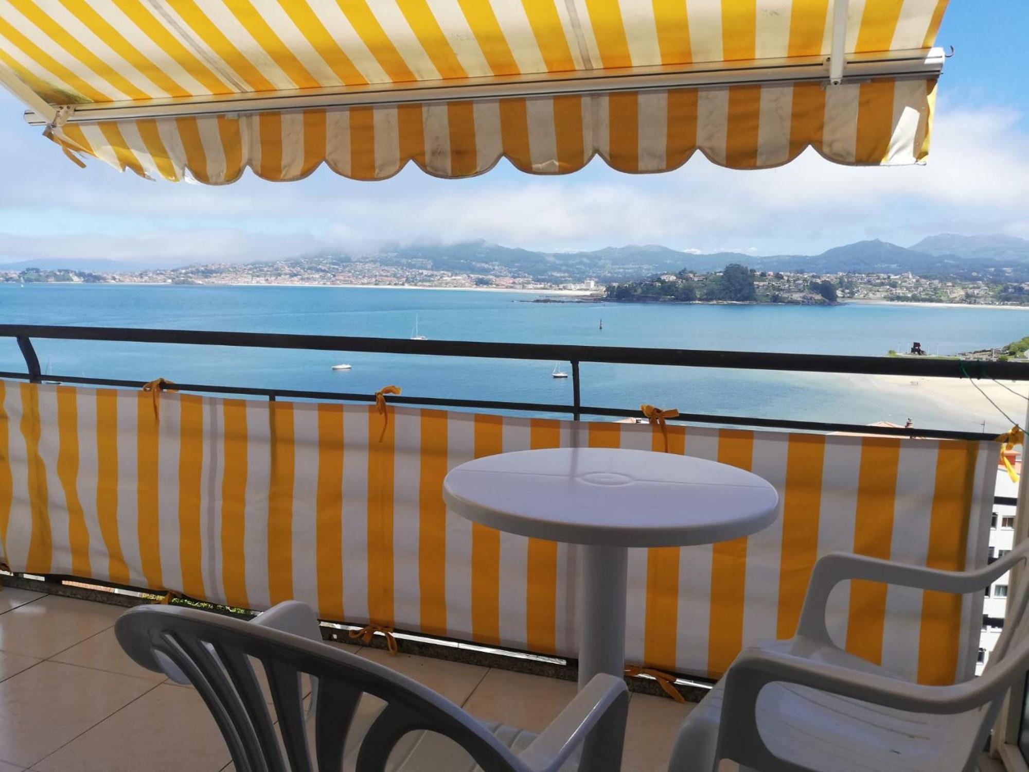 Apartamento En La Playa Ideal Para Grupos 바이오나 외부 사진