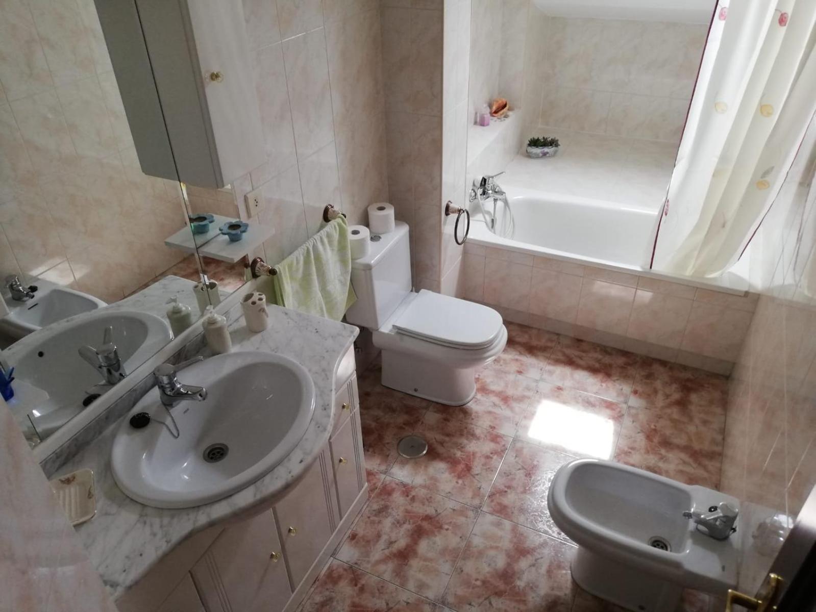Apartamento En La Playa Ideal Para Grupos 바이오나 외부 사진